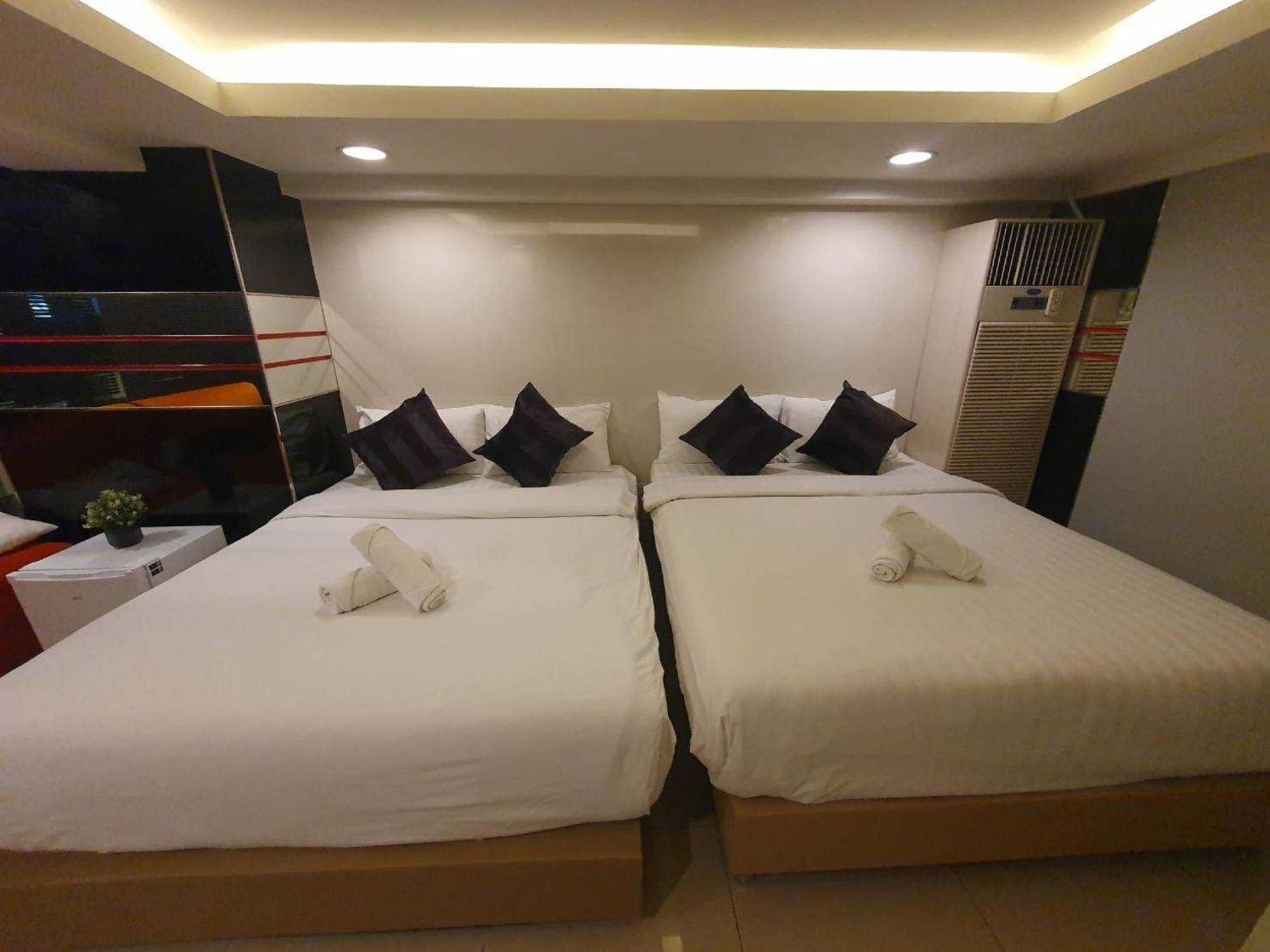 De Lux Bangkok Hotel Екстер'єр фото